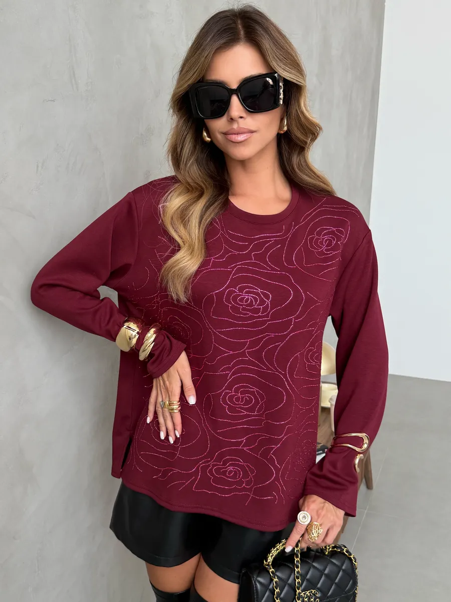 Красная кофта нарядная