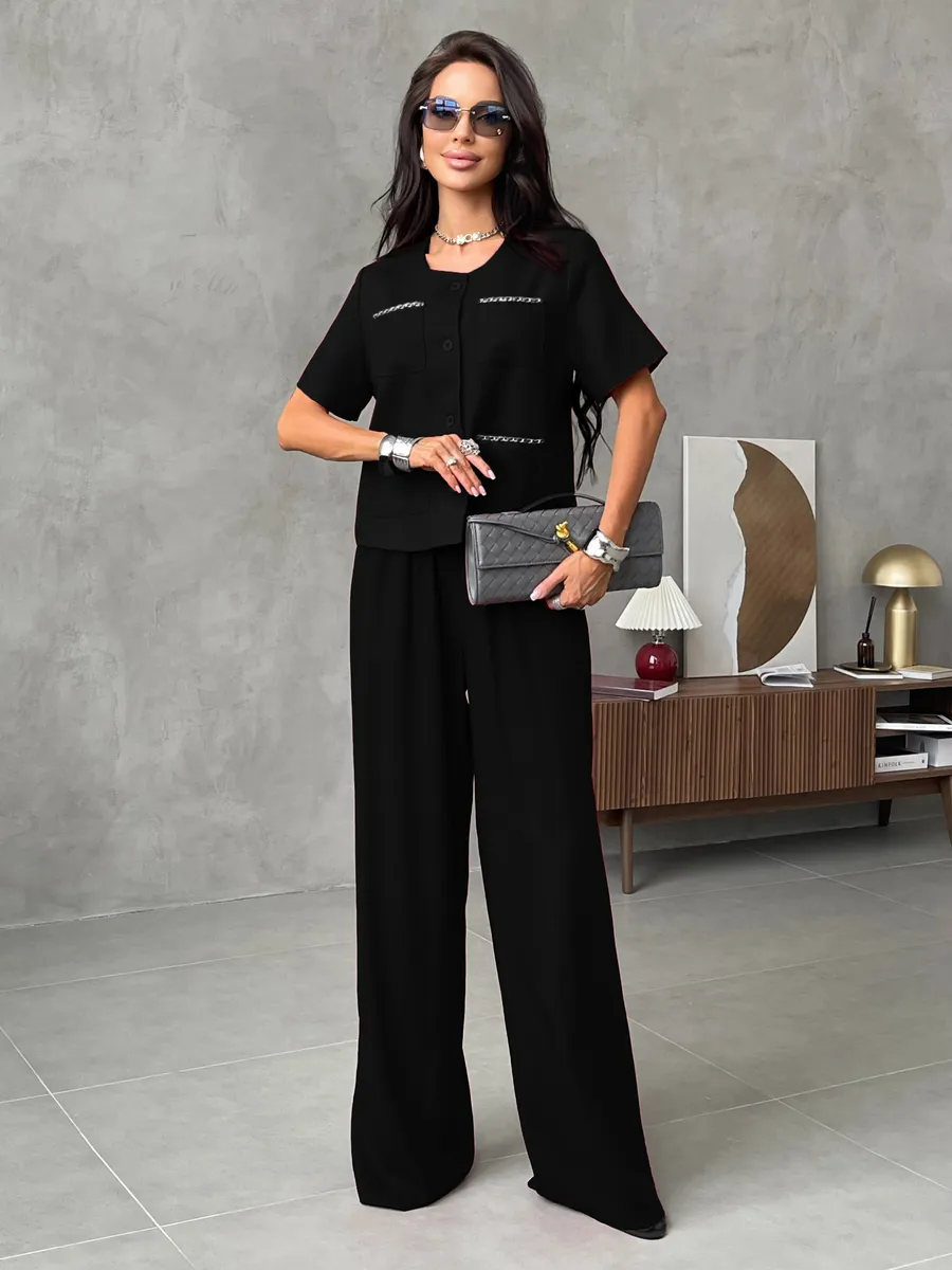 Черный костюм женский брючный