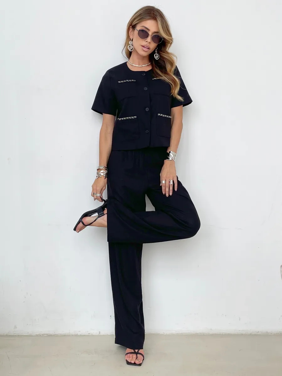 Черный костюм женский брючный