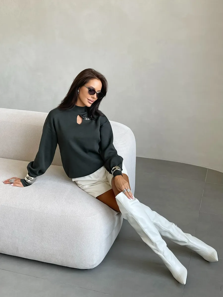 Хаки кофта теплая нарядная