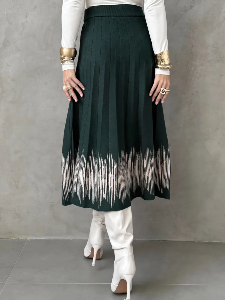 Зеленая юбка плиссе трикотажная теплая