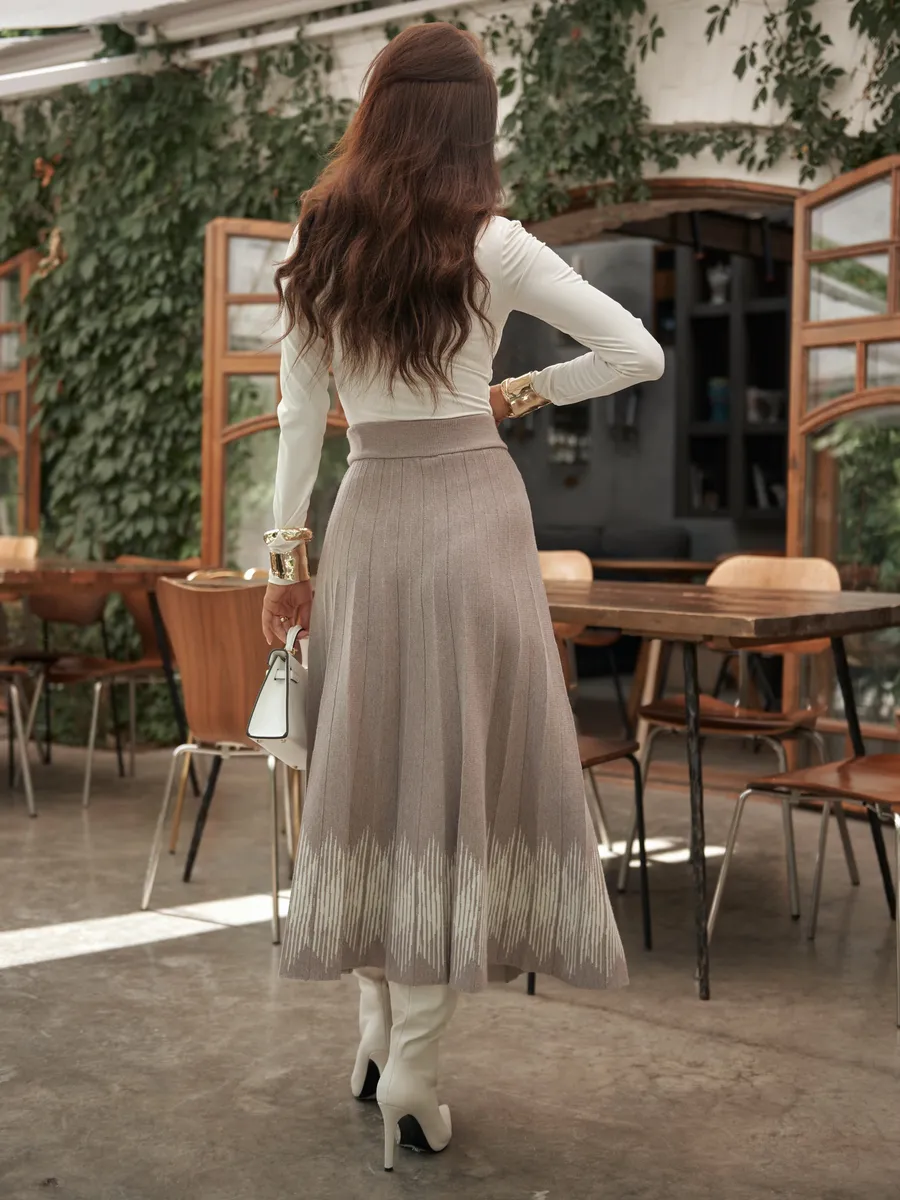 Бежевая юбка плиссе трикотажная теплая