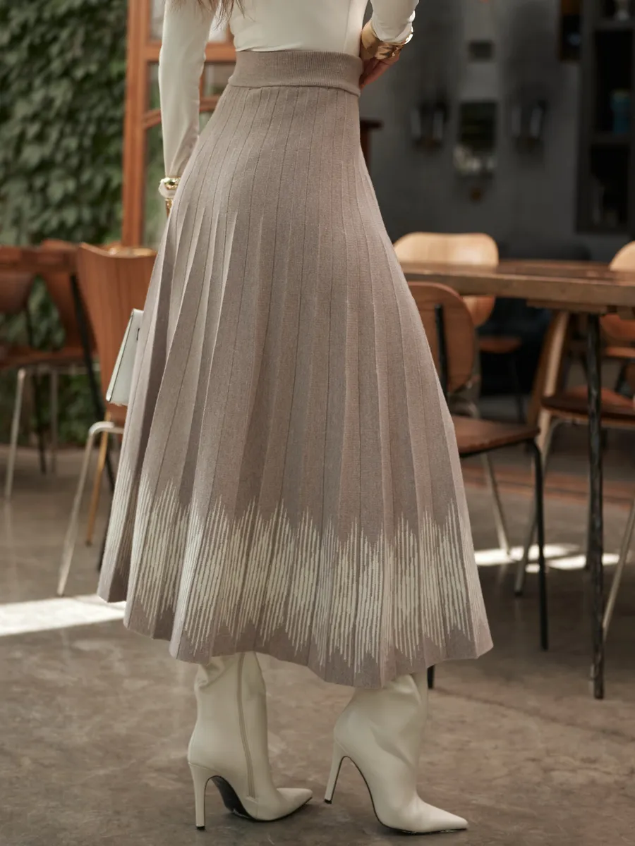 Бежевая юбка плиссе трикотажная теплая