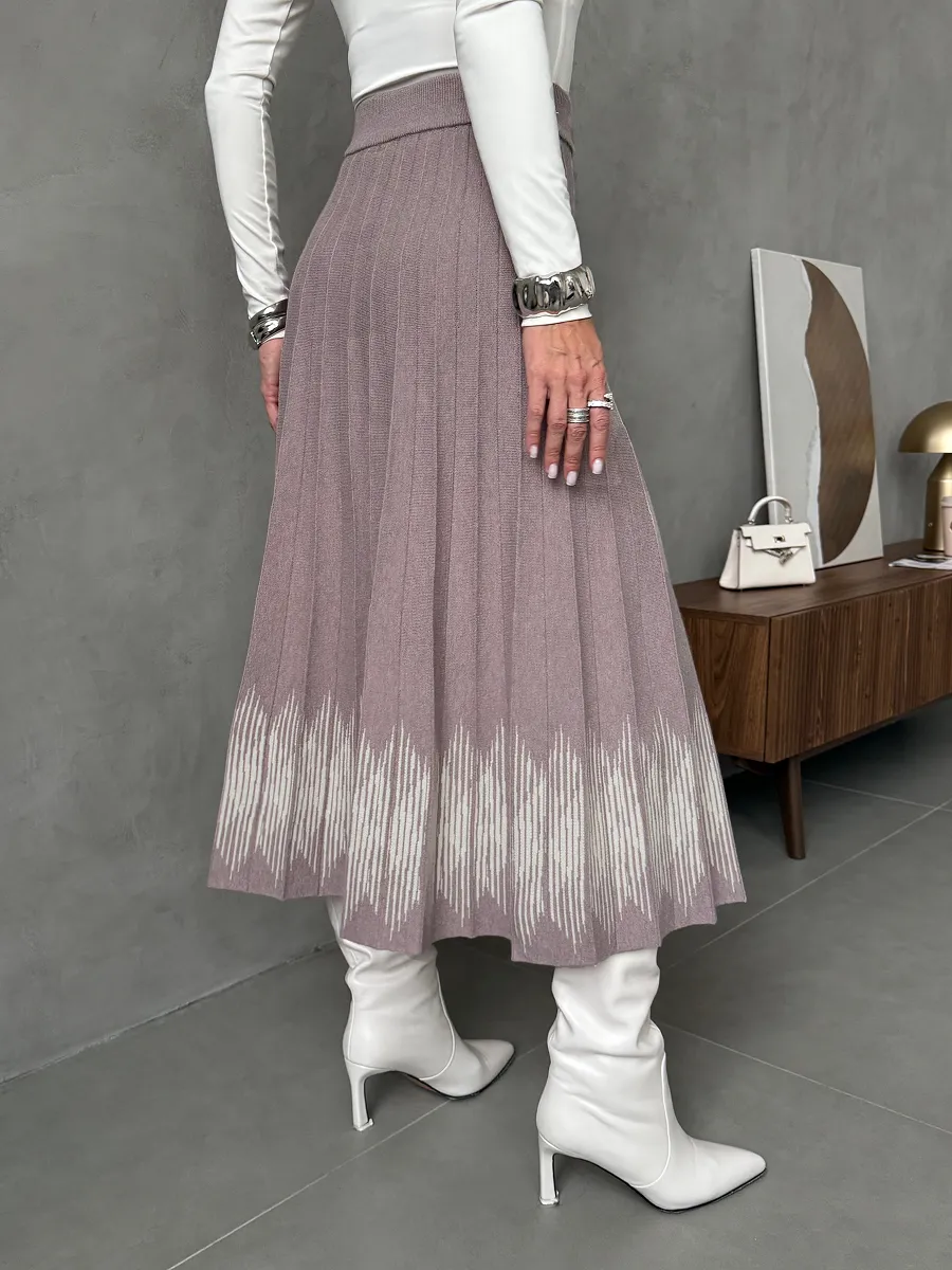 Бежевая юбка плиссе трикотажная теплая