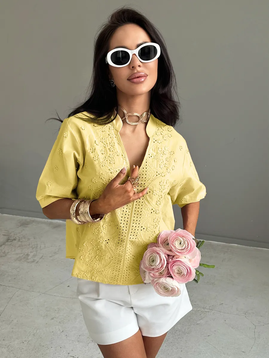 Желтая блузка нарядная летняя