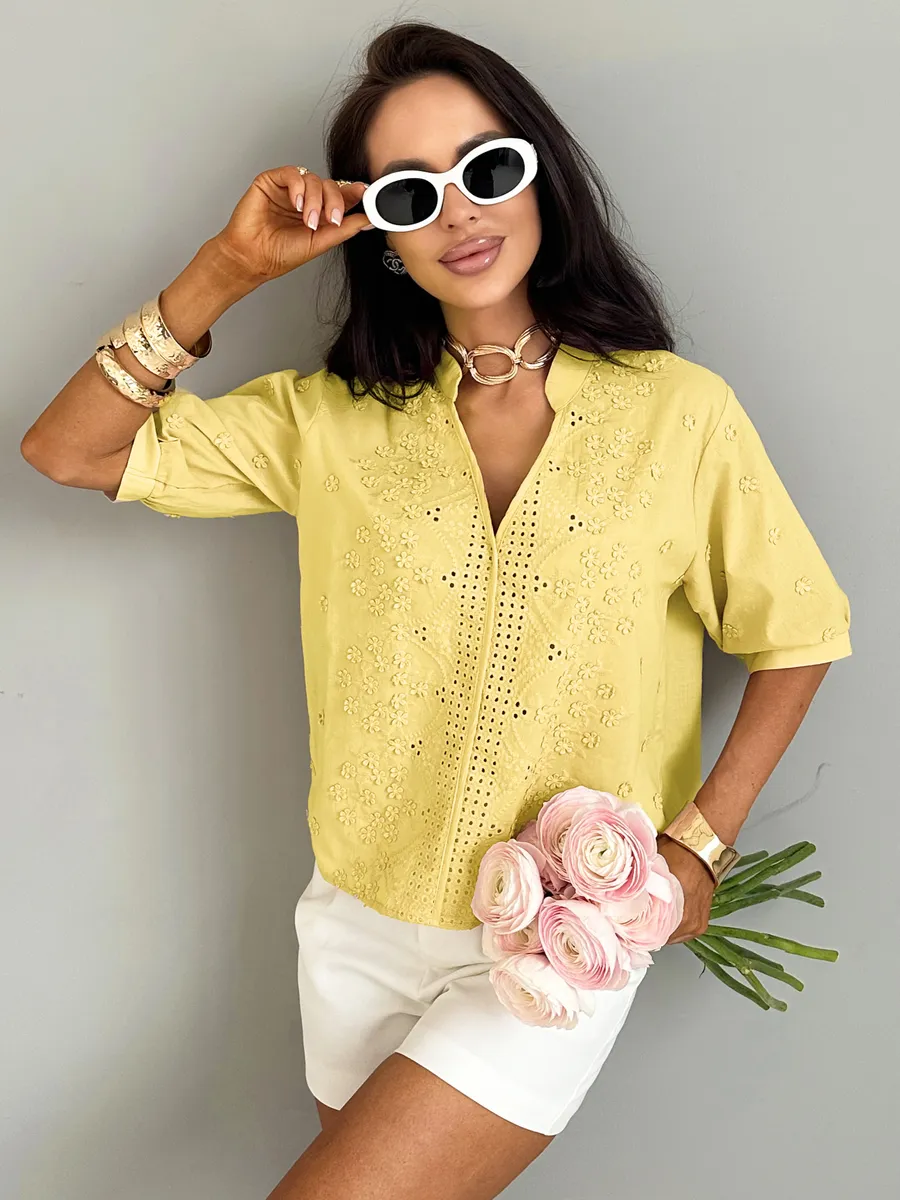 Блузка нарядная летняя