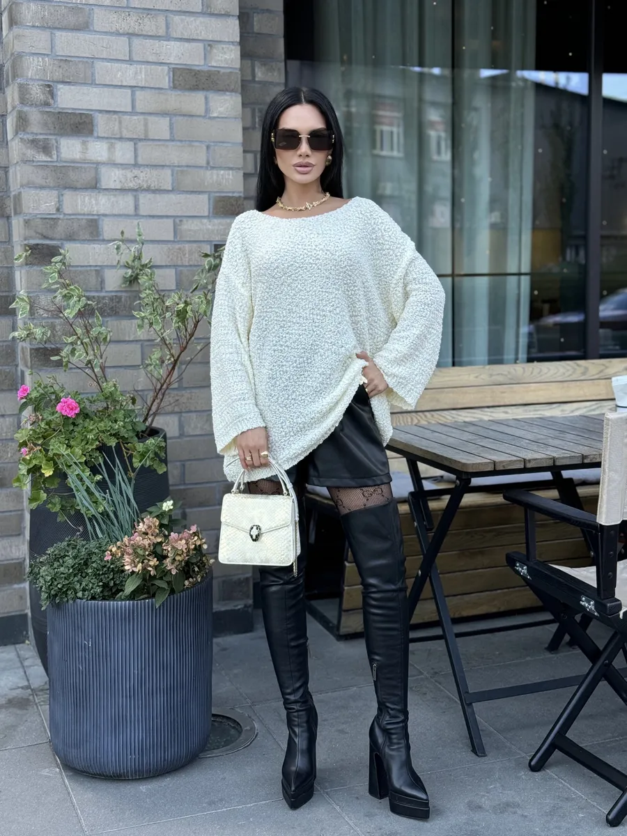 Молочная кофта оверсайз вязаная нарядная