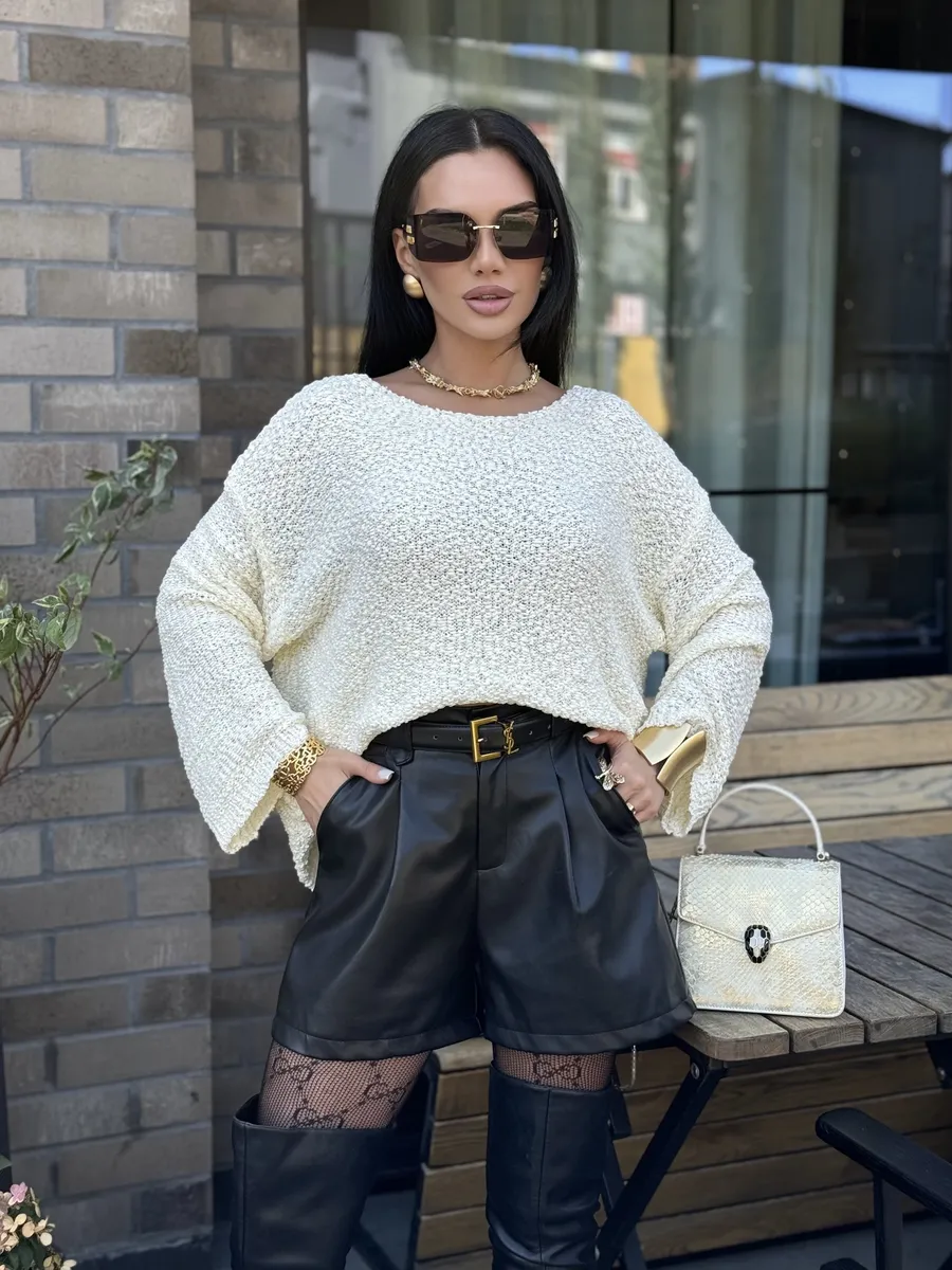 Молочная кофта оверсайз вязаная нарядная