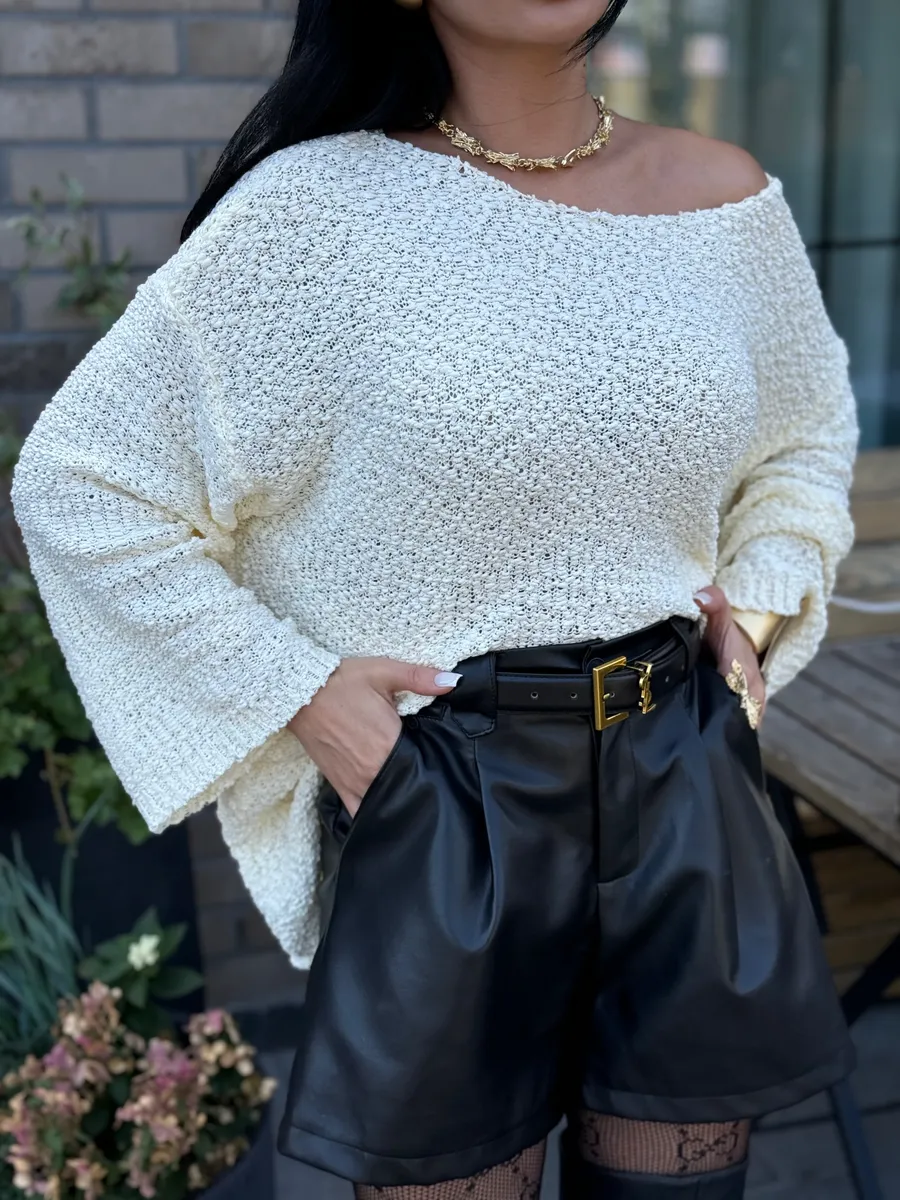 Молочная кофта оверсайз вязаная нарядная