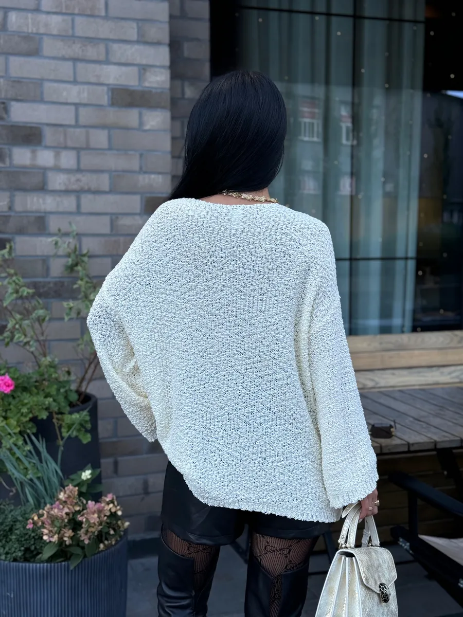 Молочная кофта оверсайз вязаная нарядная