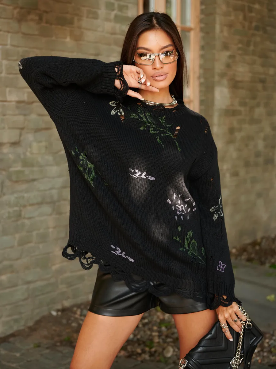 Черная кофта оверсайз нарядная с принтом рваная