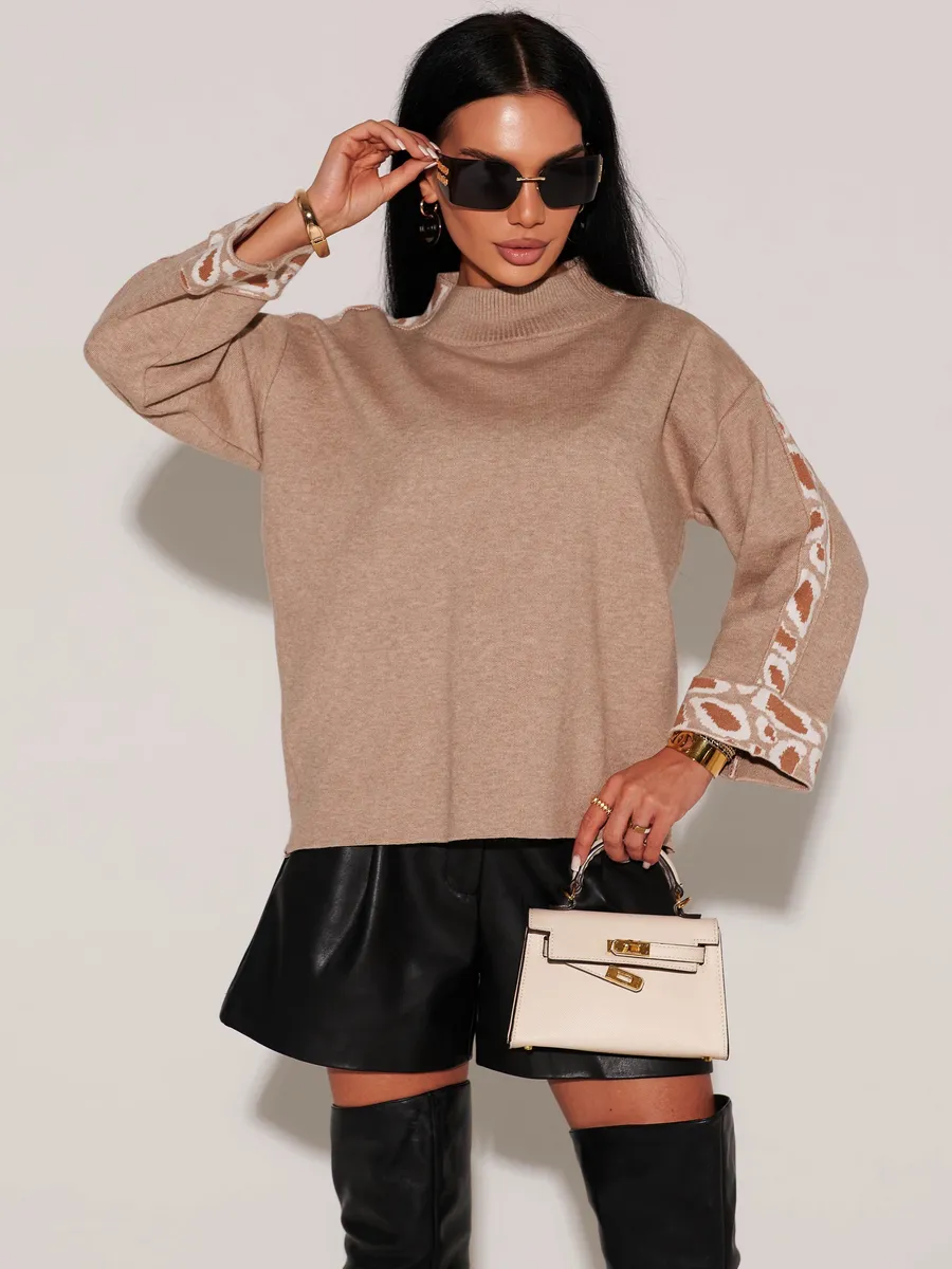 Бежевая кофта теплая оверсайз