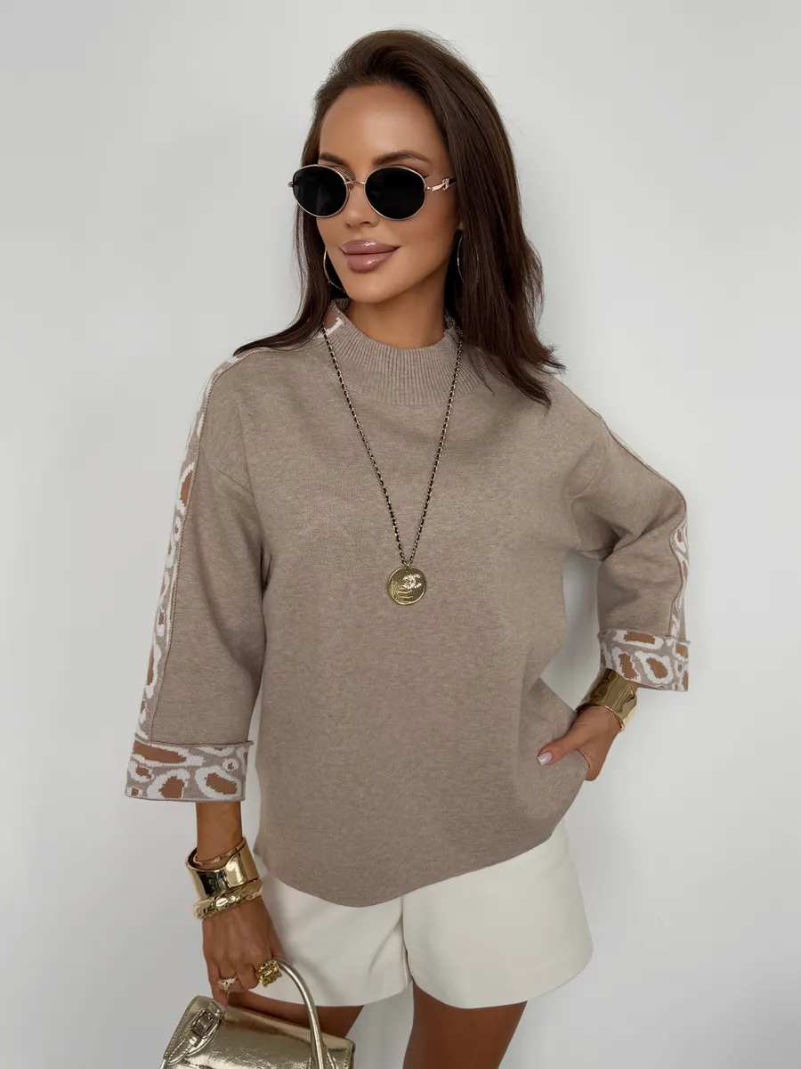 Бежевая кофта теплая оверсайз