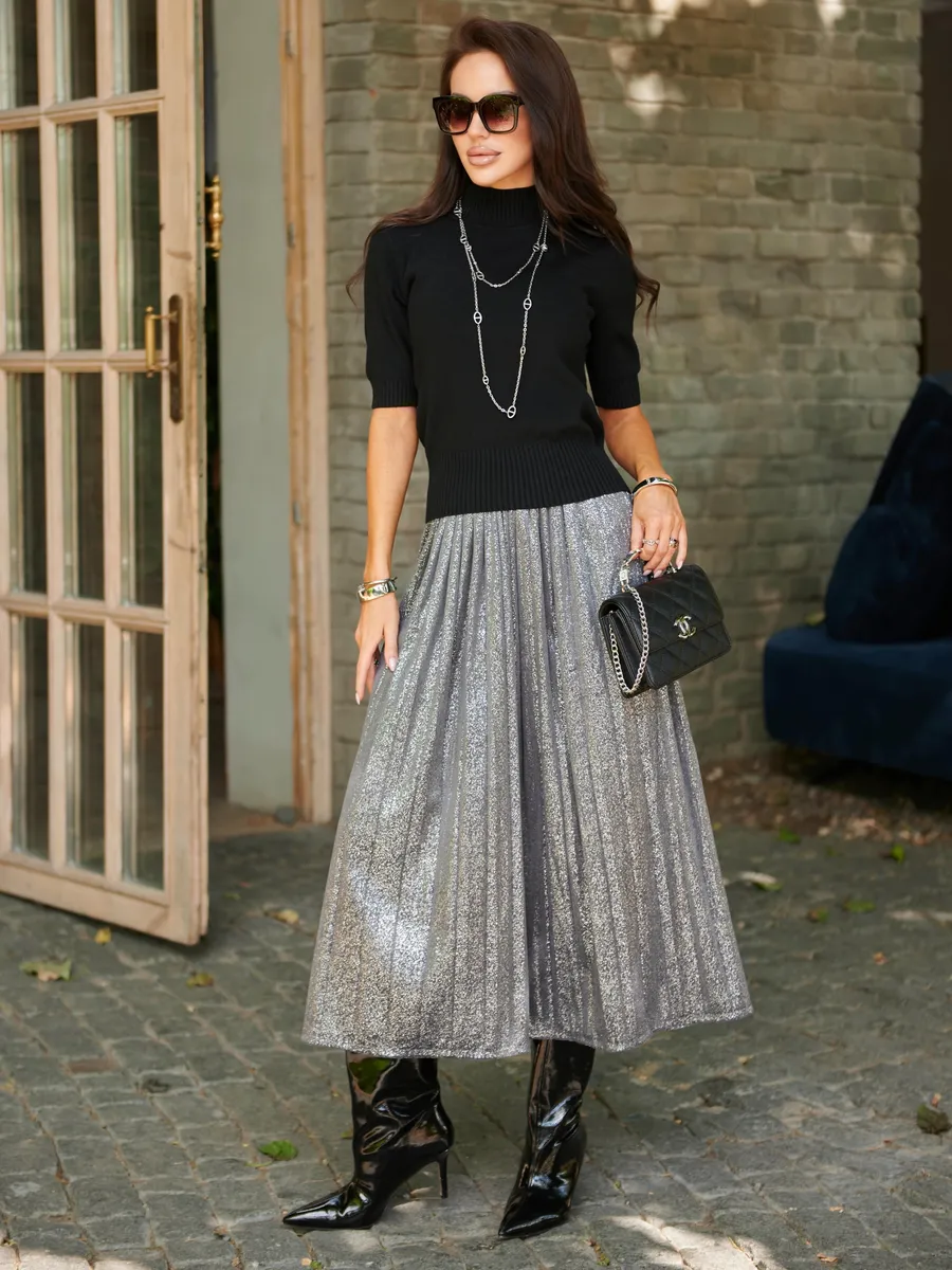 Черная кофта трикотажная