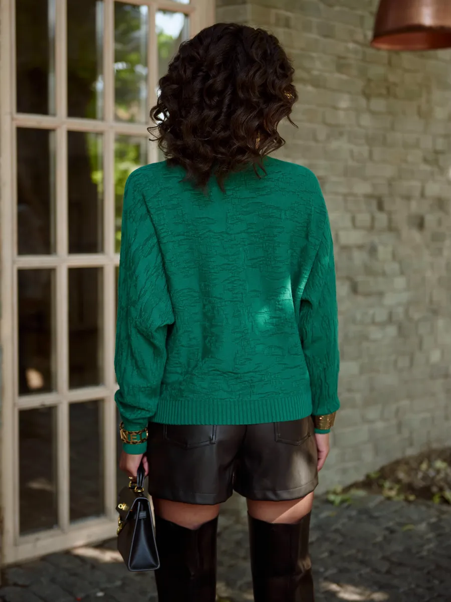 Зеленая кофта оверсайз с узорами