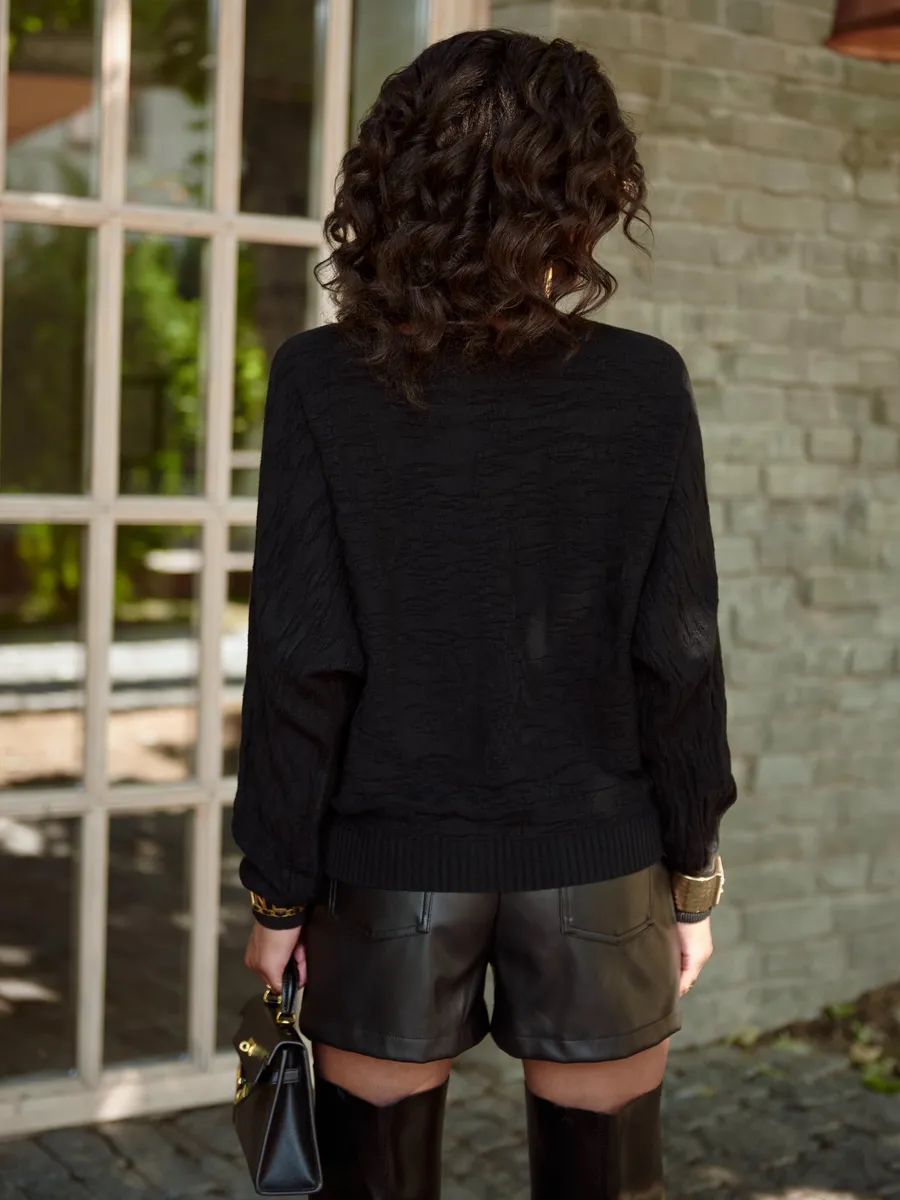 Черная кофта оверсайз с узорами