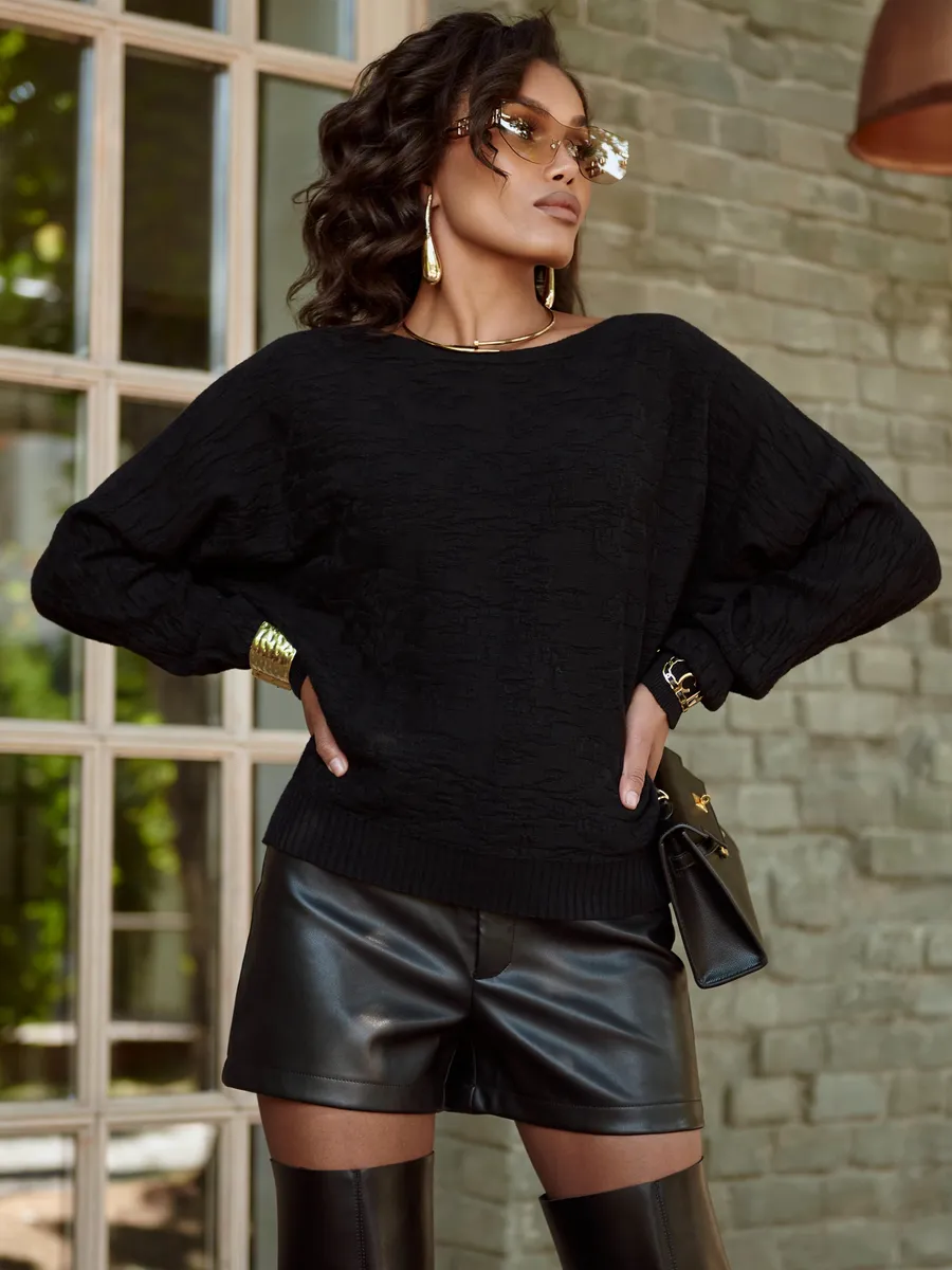 Черная кофта оверсайз с узорами