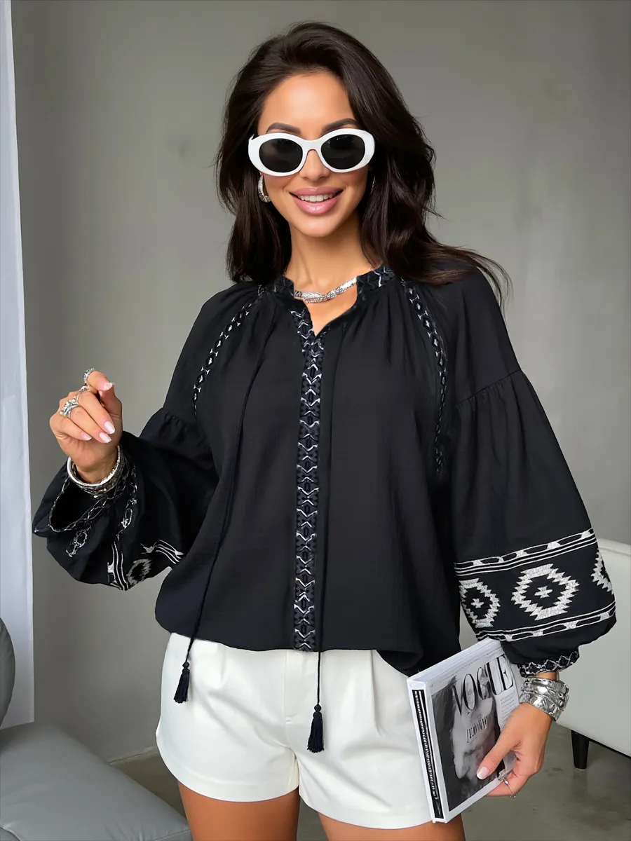 Блузка нарядная летняя