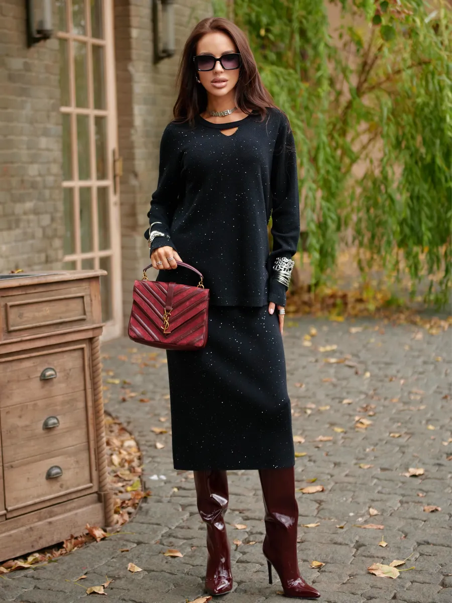 Костюм с юбкой теплый нарядный трикотажный