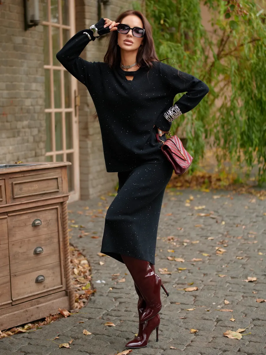 Черный костюм с юбкой теплый нарядный трикотажный