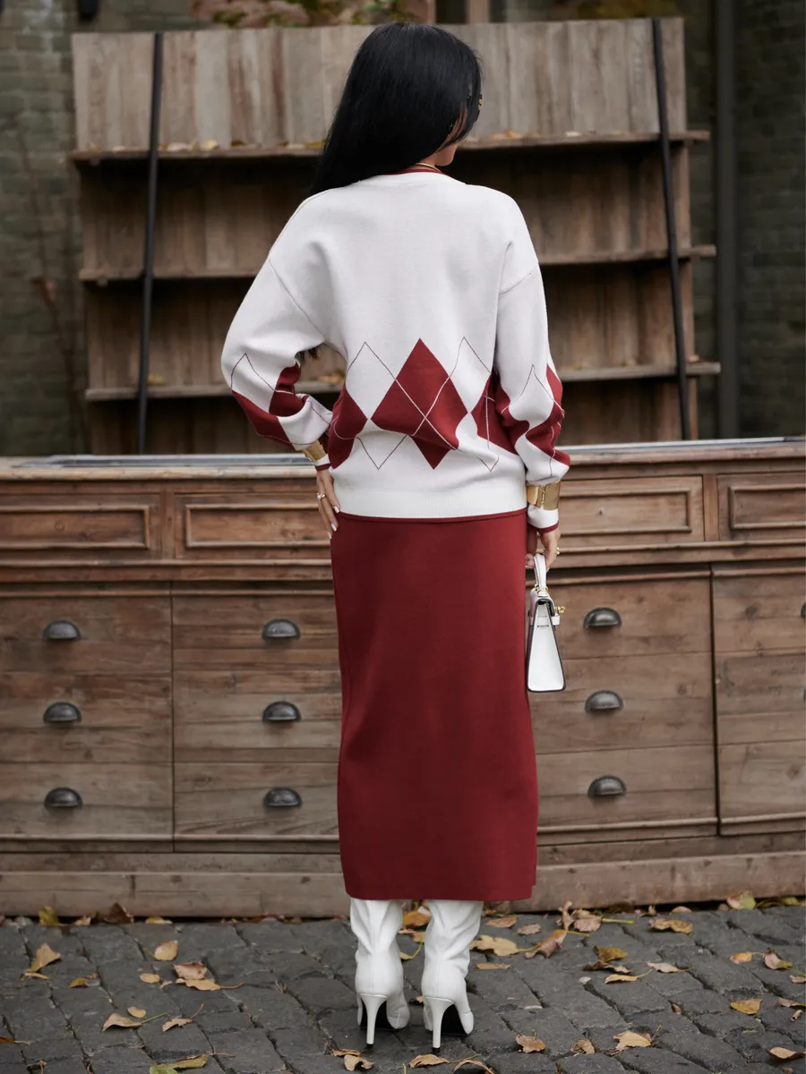 Бордовый костюм с юбкой теплый трикотажный