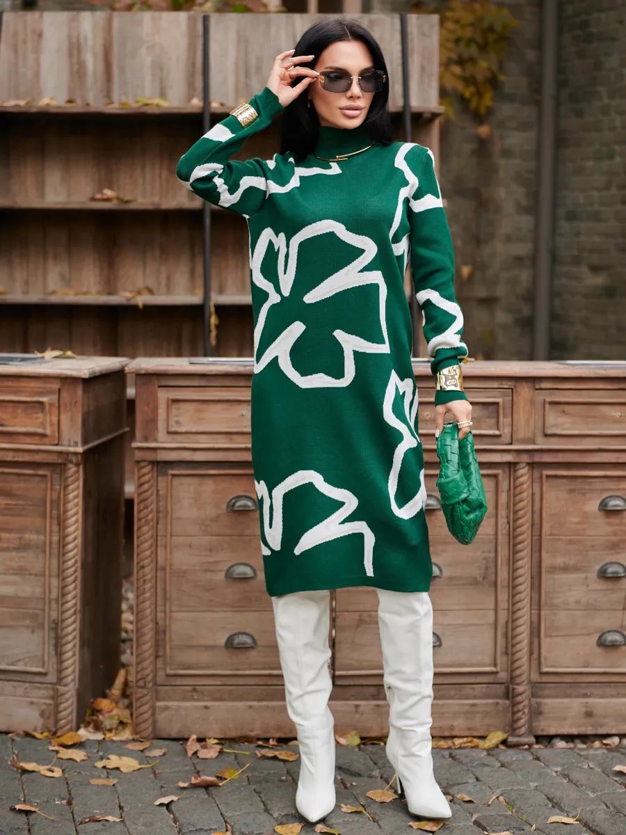 Зеленое платье теплое трикотажное мини