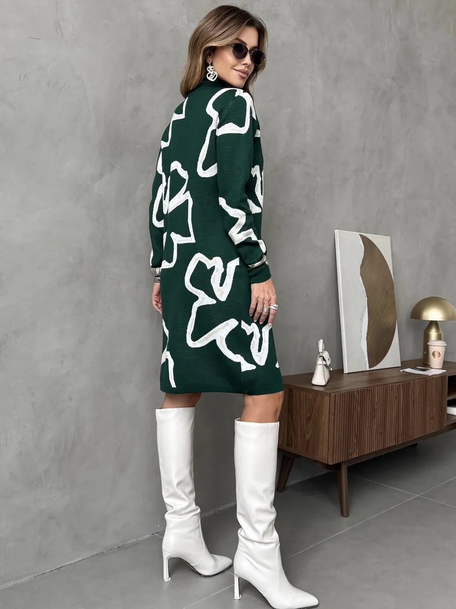 Зеленое платье теплое трикотажное мини