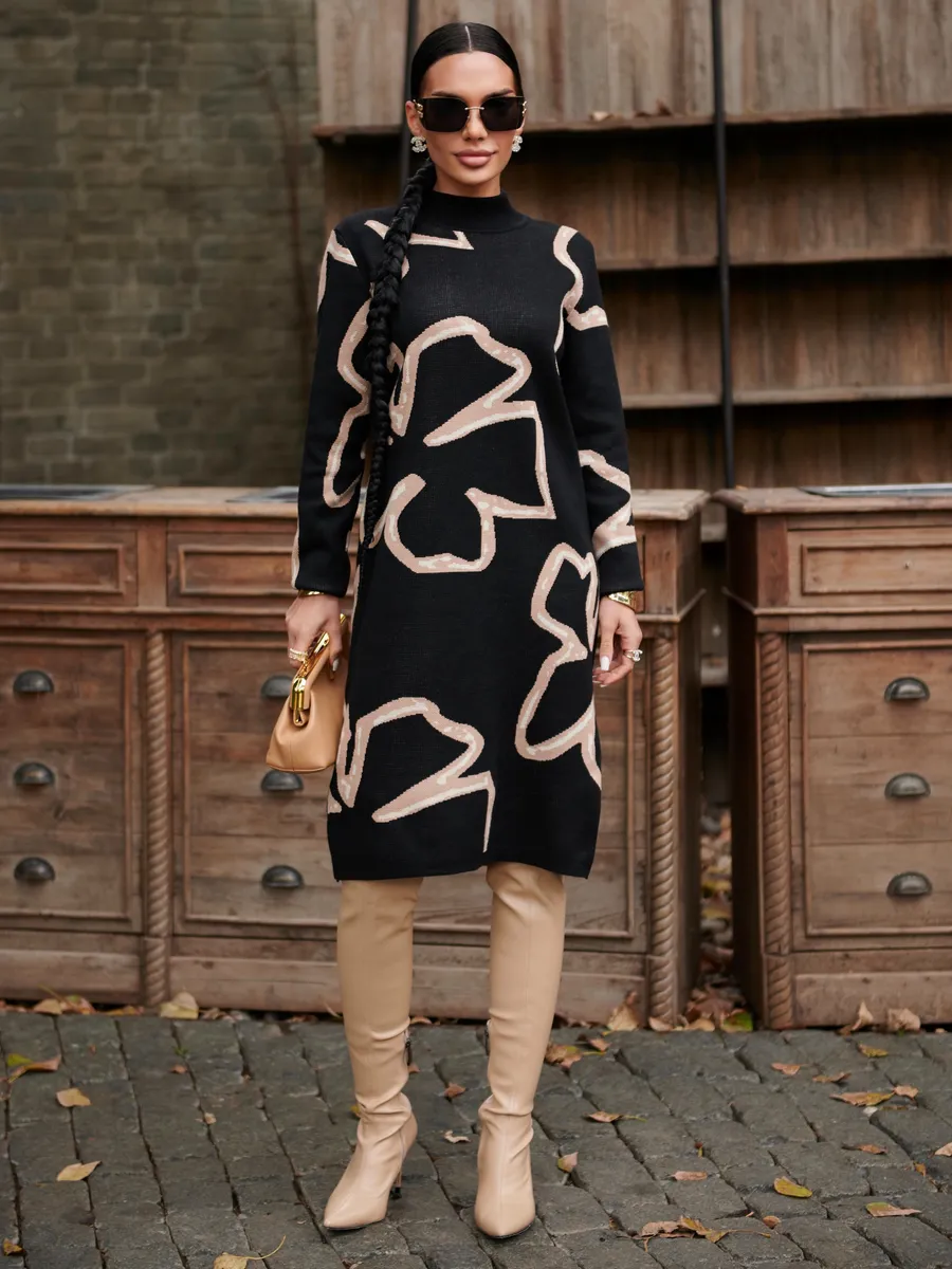 Бежевое платье теплое трикотажное мини