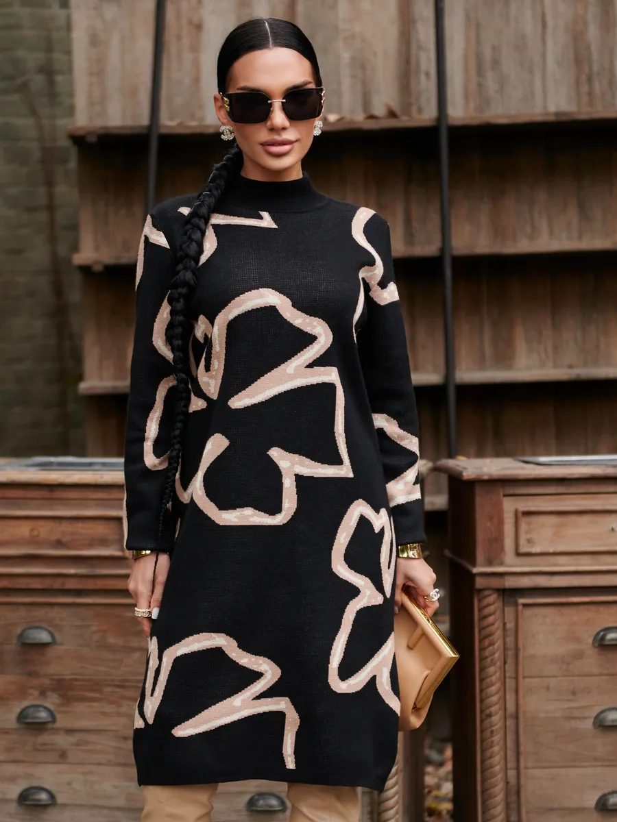 Бежевое платье теплое трикотажное мини