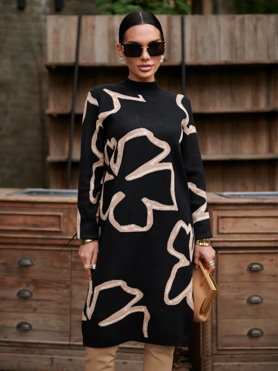 Бежевое платье теплое трикотажное мини