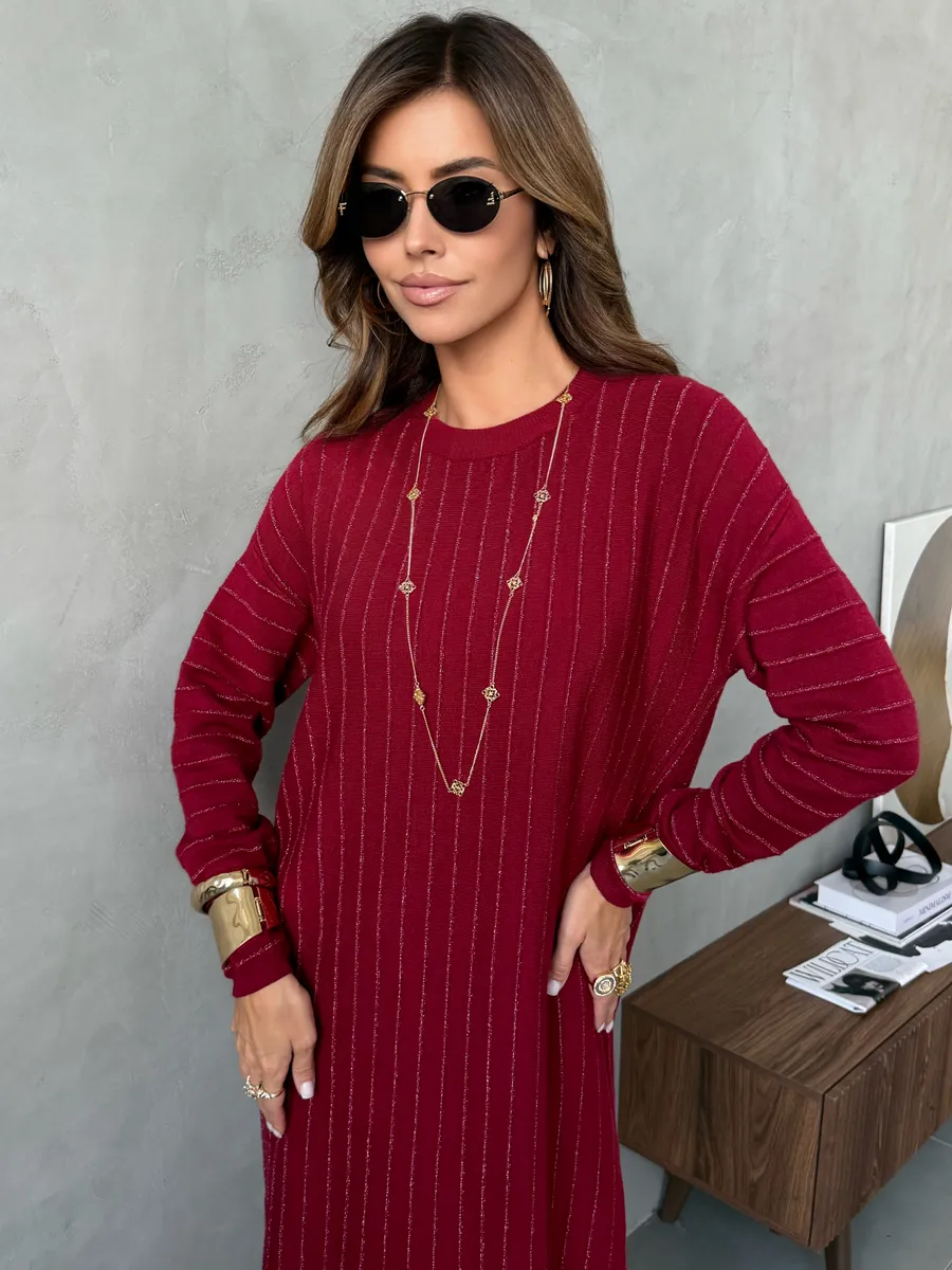 Бордовое платье трикотажное нарядное теплое