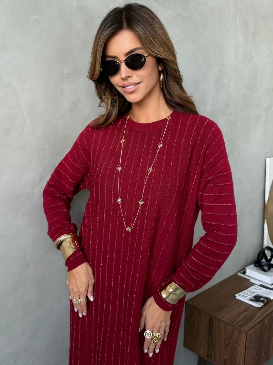 Бордовое платье трикотажное нарядное теплое