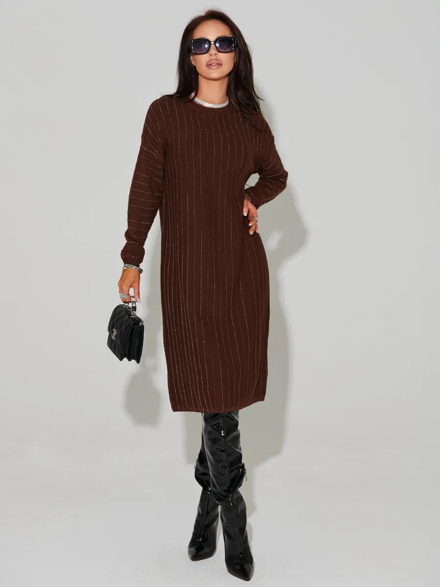 Коричневое платье трикотажное нарядное теплое