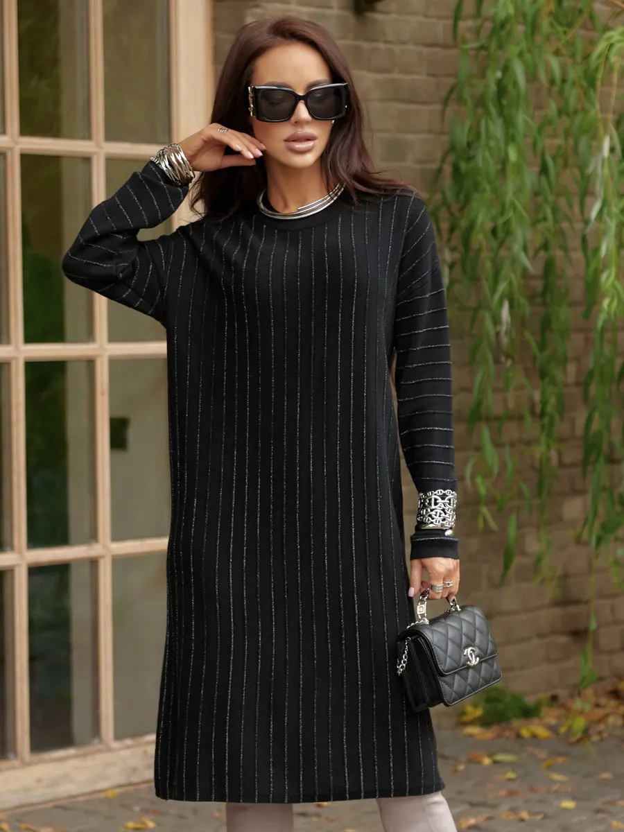 Черное платье трикотажное нарядное теплое