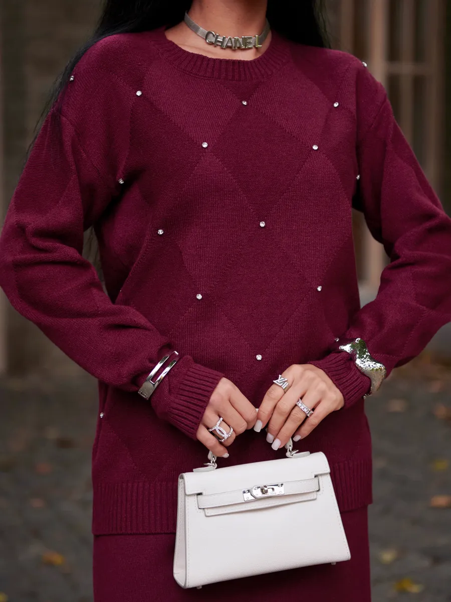 Бордовый теплый трикотажный костюм с юбкой