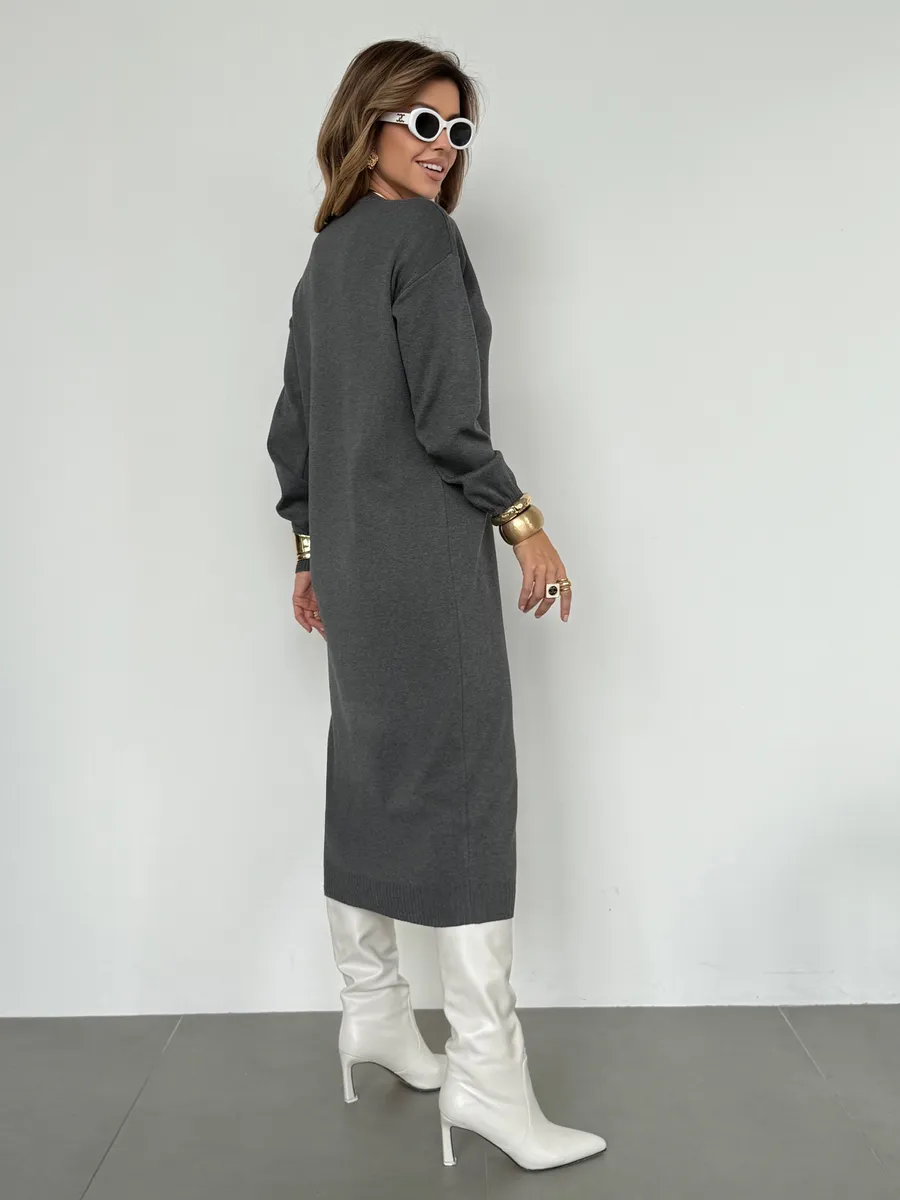 Серое платье осеннее теплое трикотажное длинное
