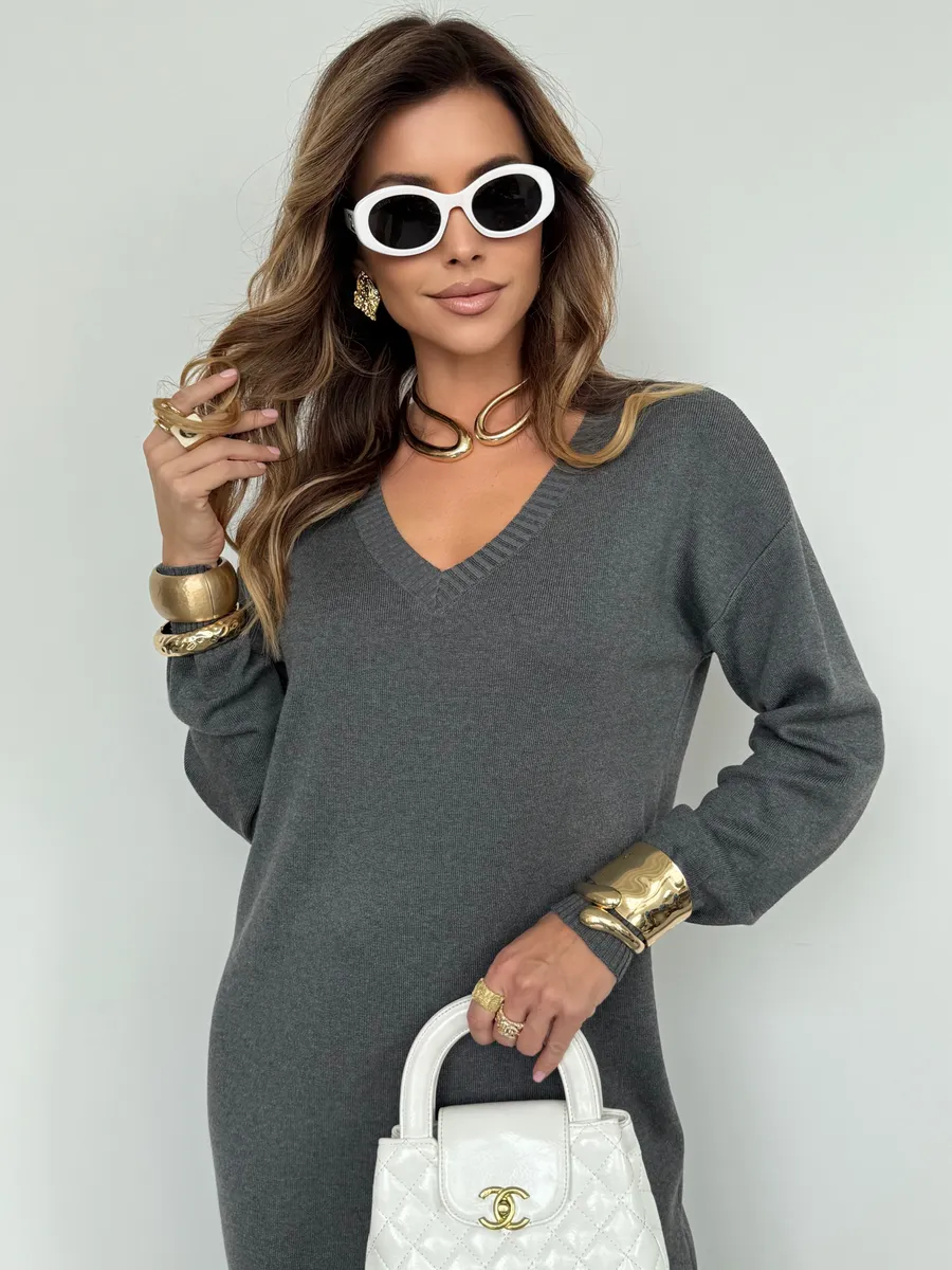 Серое платье осеннее теплое трикотажное длинное