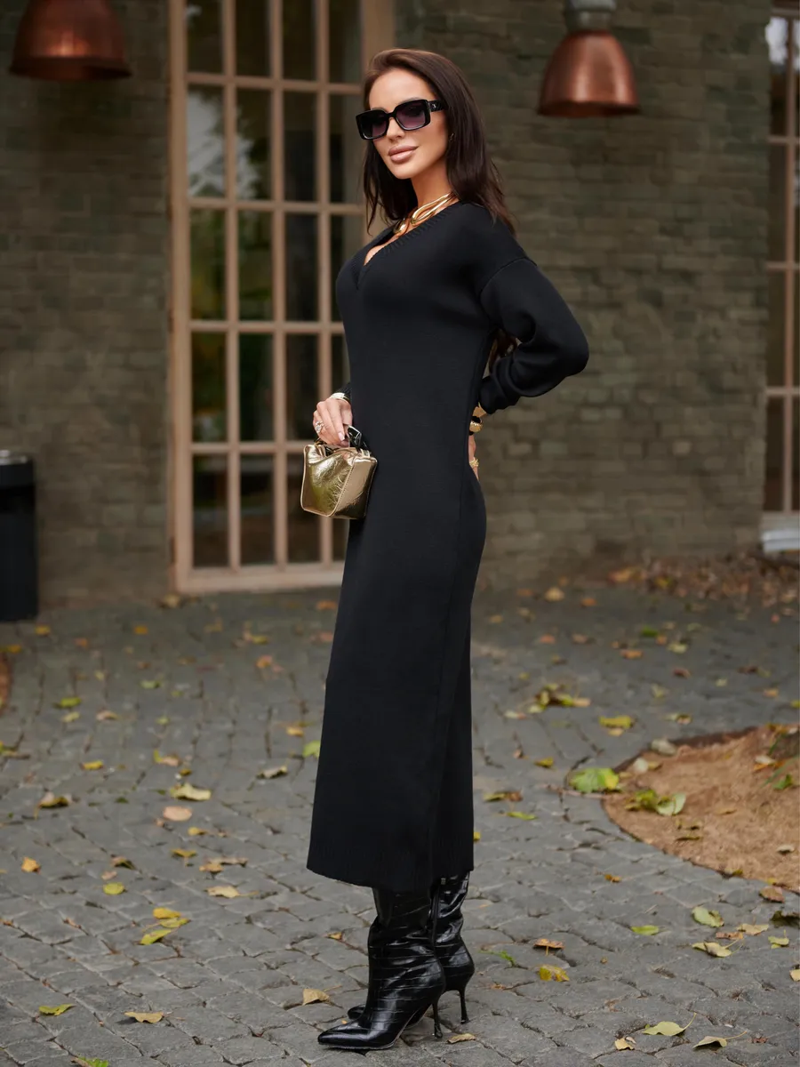 Черное платье осеннее теплое трикотажное длинное