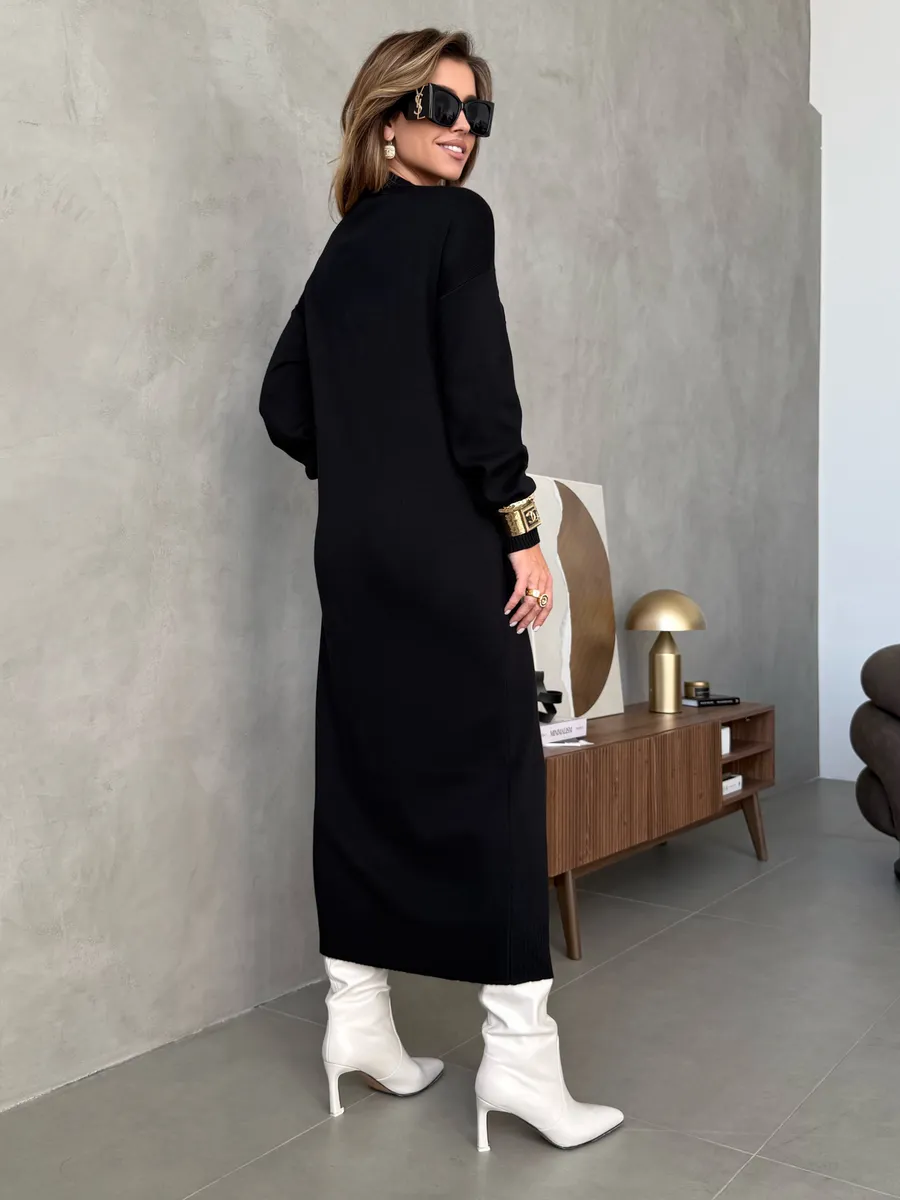 Черное платье осеннее теплое трикотажное длинное