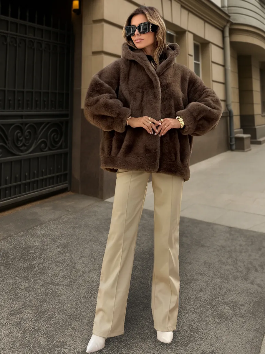 Шуба искусственная короткая