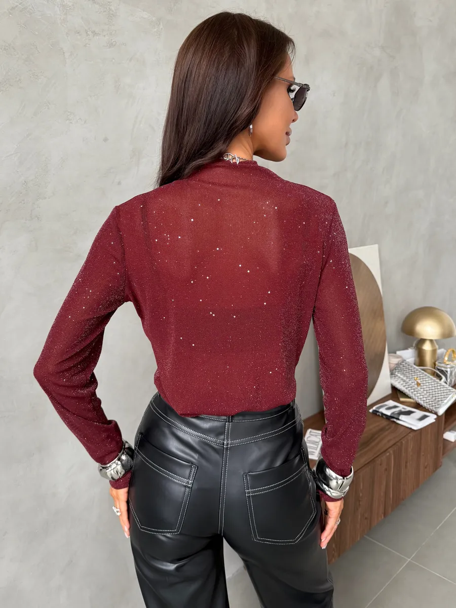 Бордовая блузка нарядная