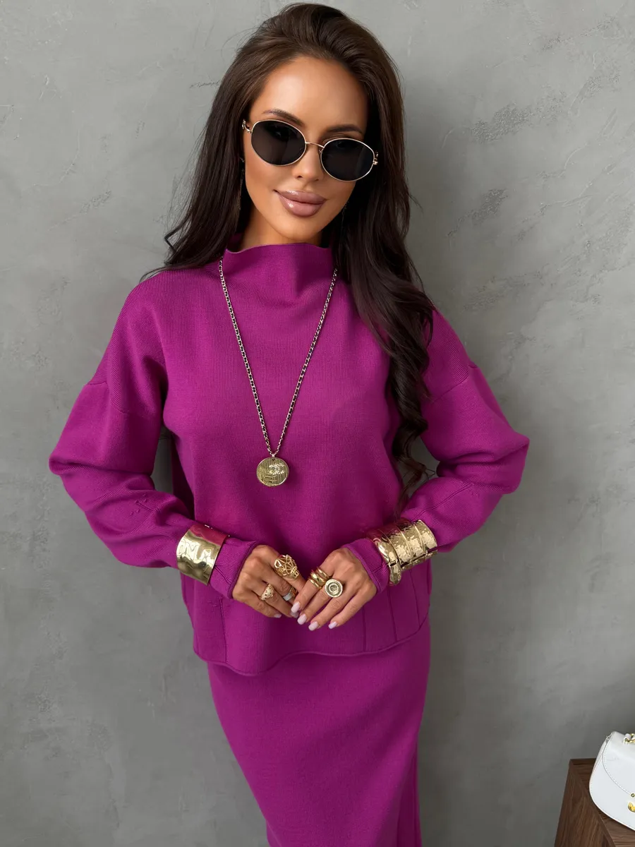 Костюм с юбкой теплый трикотажный