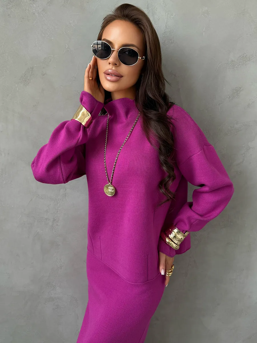 Баклажановый костюм с юбкой теплый трикотажный