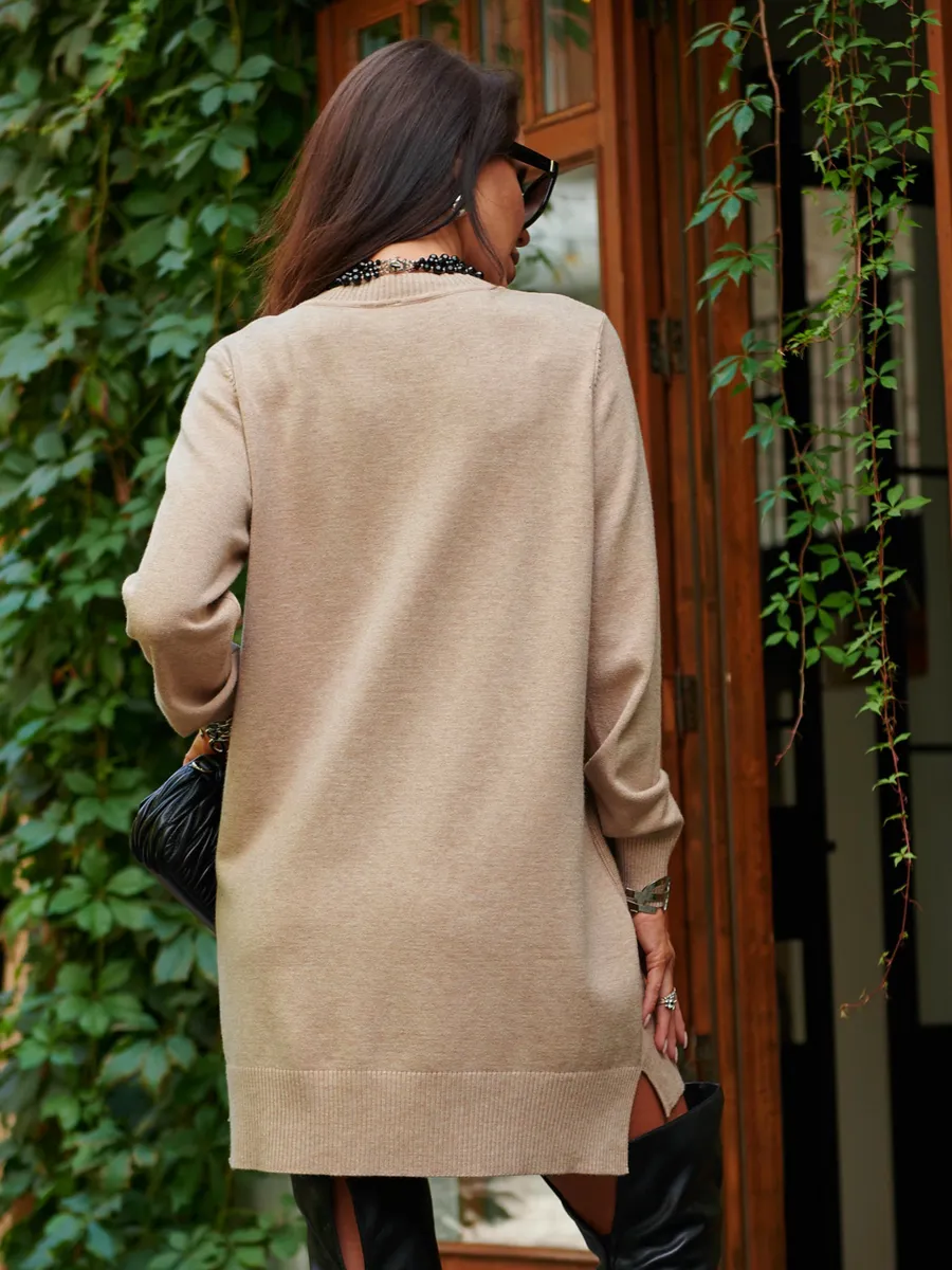 Бежевая кофта теплая трикотажная