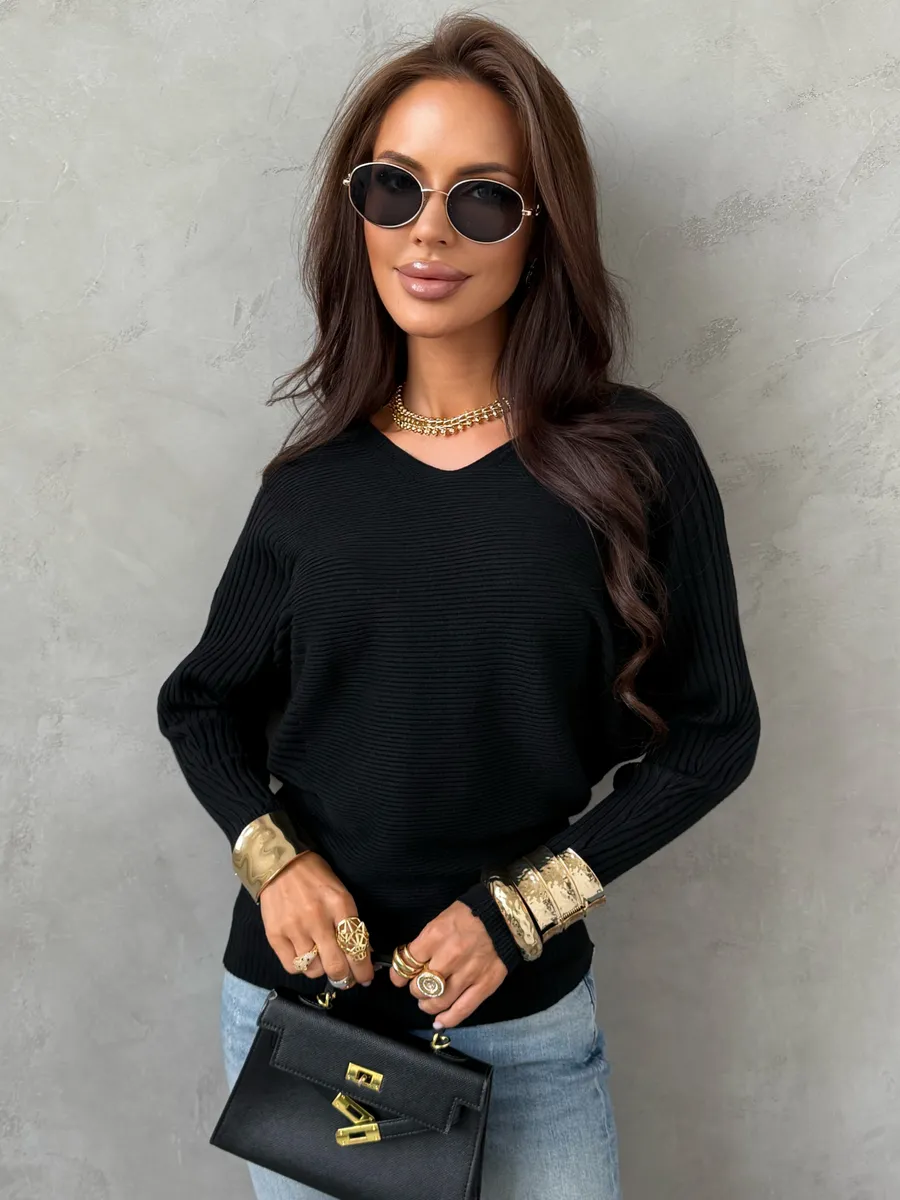 Черная кофта теплая трикотажная