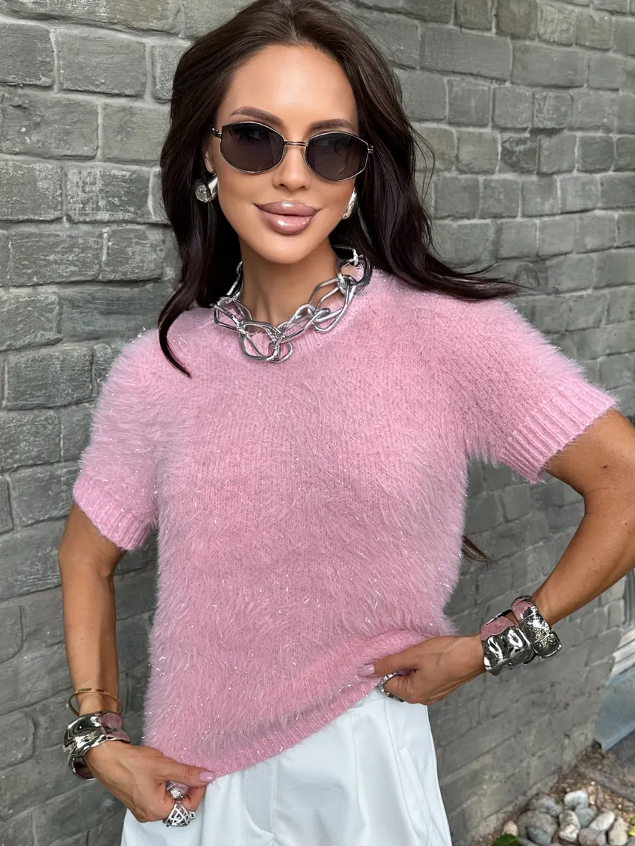 Розовая кофта теплая нарядная пушистая