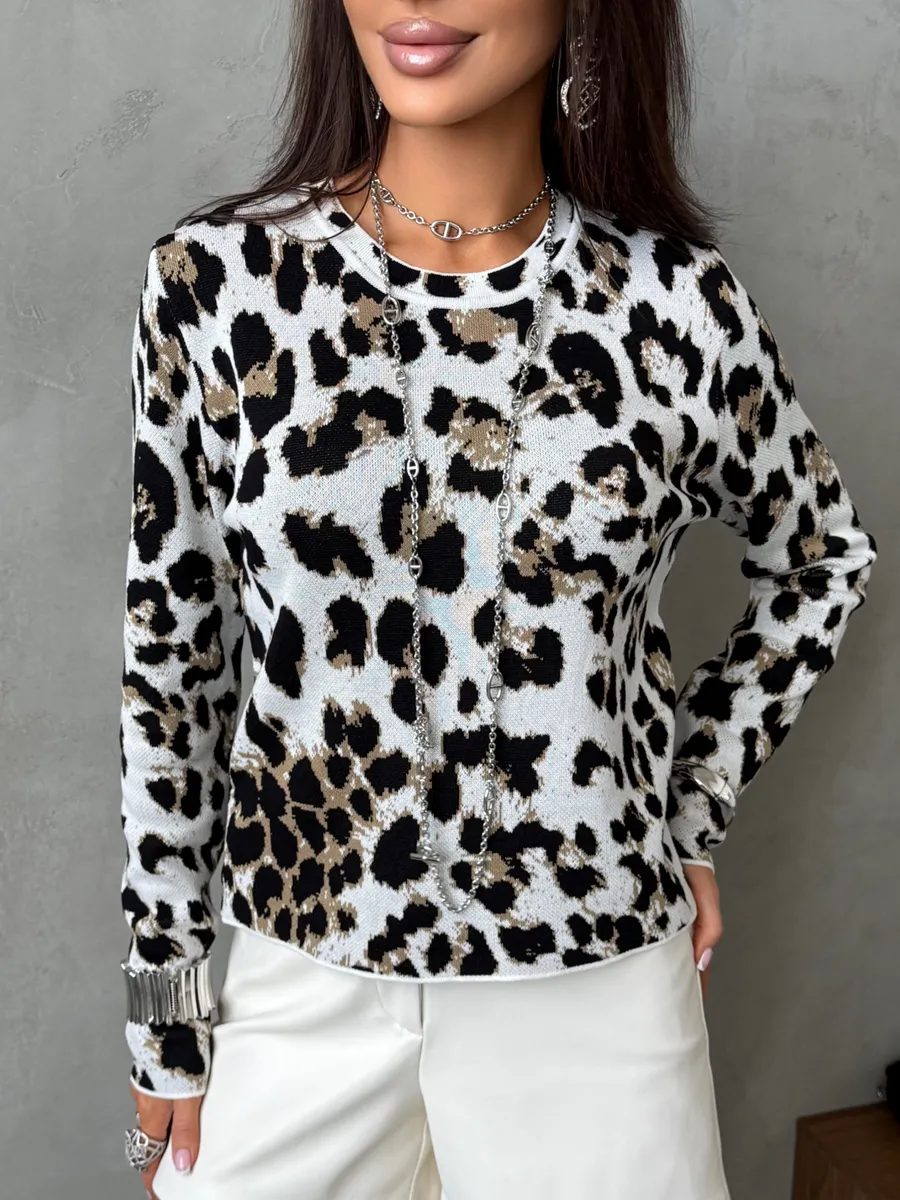 Белая лонгслив облегающий теплый