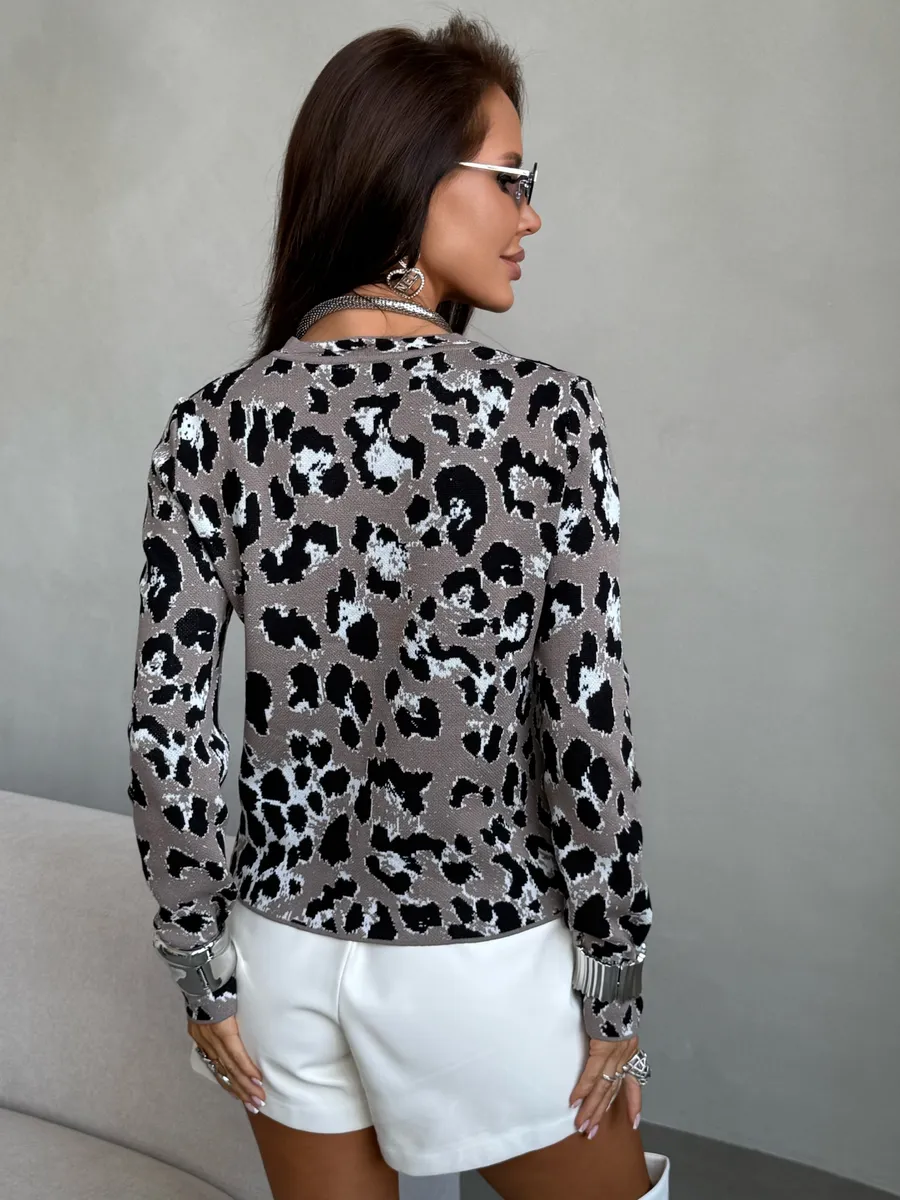 Бежевая лонгслив облегающий теплый