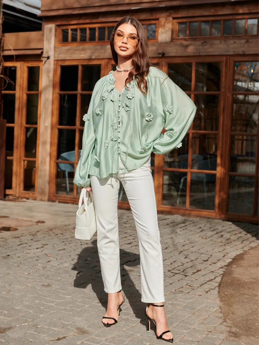 Оливковая блузка нарядная летняя