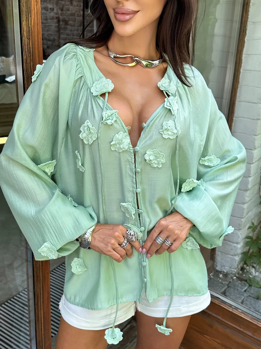 Блузка нарядная летняя